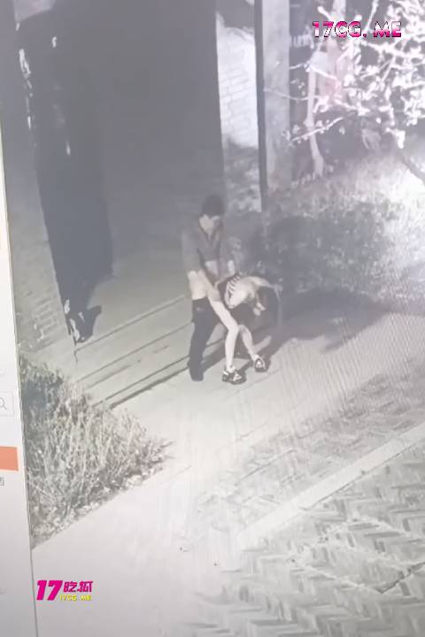 rr62401-1.jpg rr62401-1.jpg