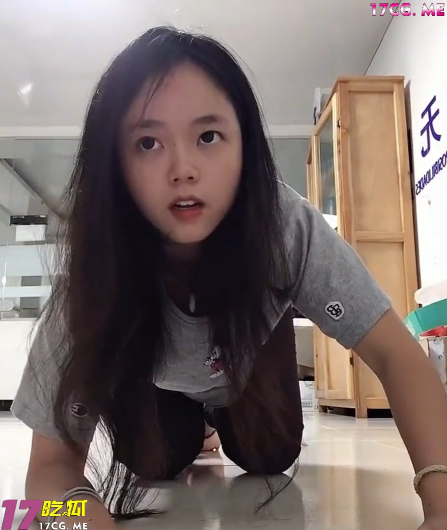 82219-2.jpg 82219-2.jpg