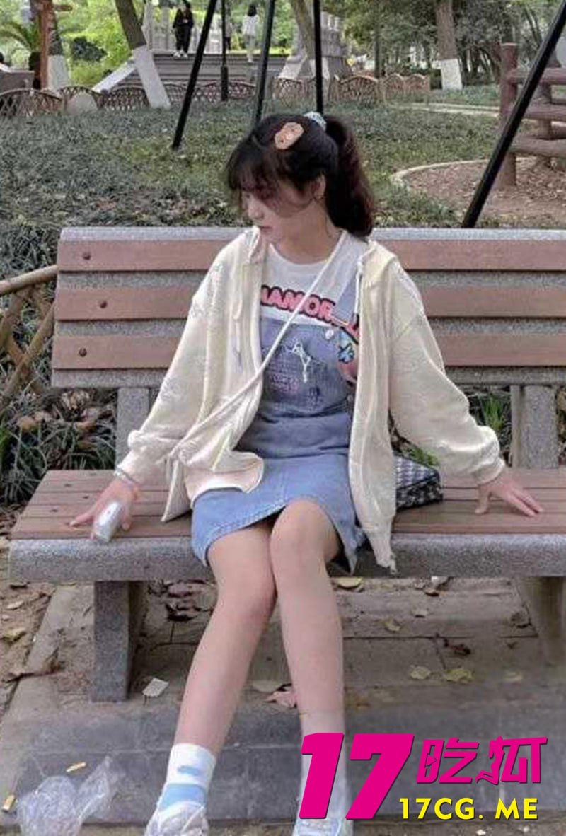 10-15-11-2.jpg 10-15-11-2.jpg